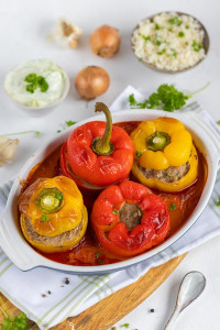 Gefüllte Paprikaschoten in Tomatensoße von meinestube