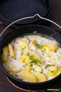 Béchamelkartoffeln auf dem Gasgrill, meinestube