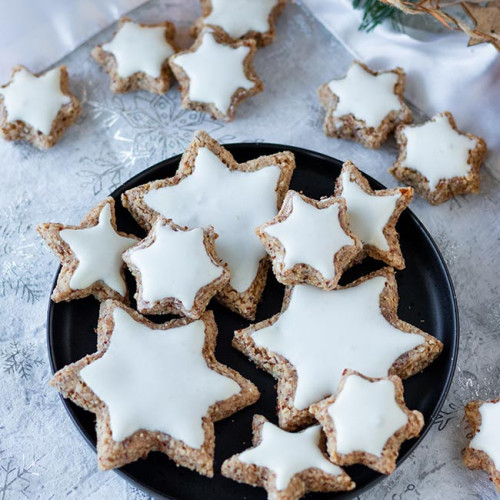 Omas Zimtsterne backen - klassische Weihnachtsplätzchen - Meinestube