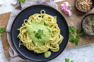 Nudeln mit Zucchinisoße, meinestube