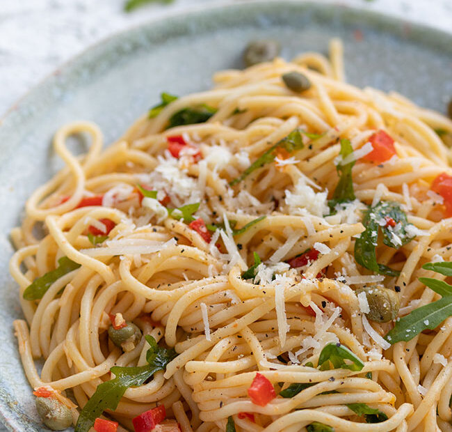 Nudeln mit Rucola und Kapern, meinestube