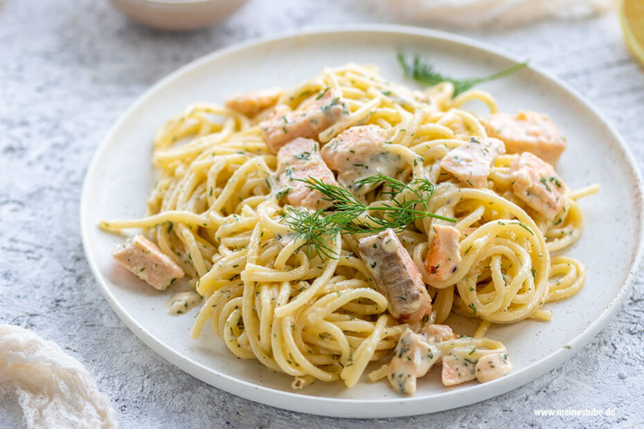 Spaghetti mit Lachs in cremiger Dill-Sahne-Soße - Meinestube