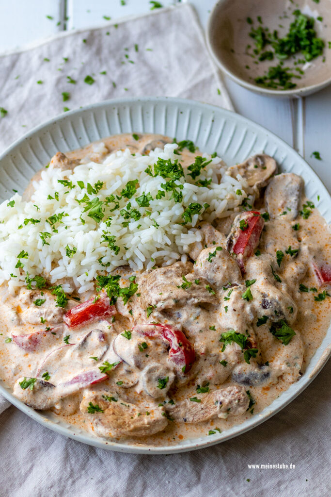Gyros-Geschnetzeltes mit Creme fraiche Soße von Meinestube